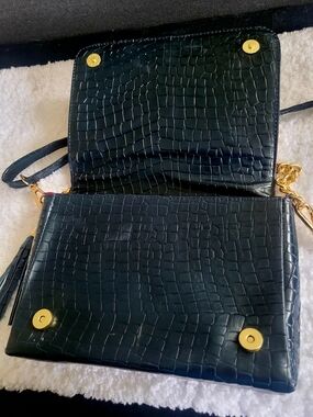 Navy/indigo Croc-Embossed Crossbody Bag with Gold Hardware